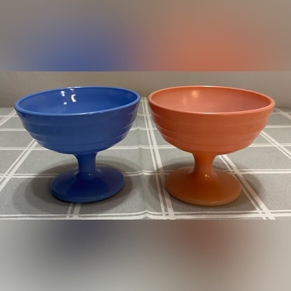 Vintage Hazel Atlas Moderntone Platonite Pastel Footed Dessert Sorbet Glass Dish - Picture 1 of 5